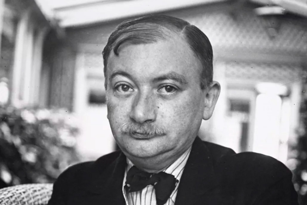 Un ritratto di Joseph Roth, autore di "Fuga senza fine", qui recensito